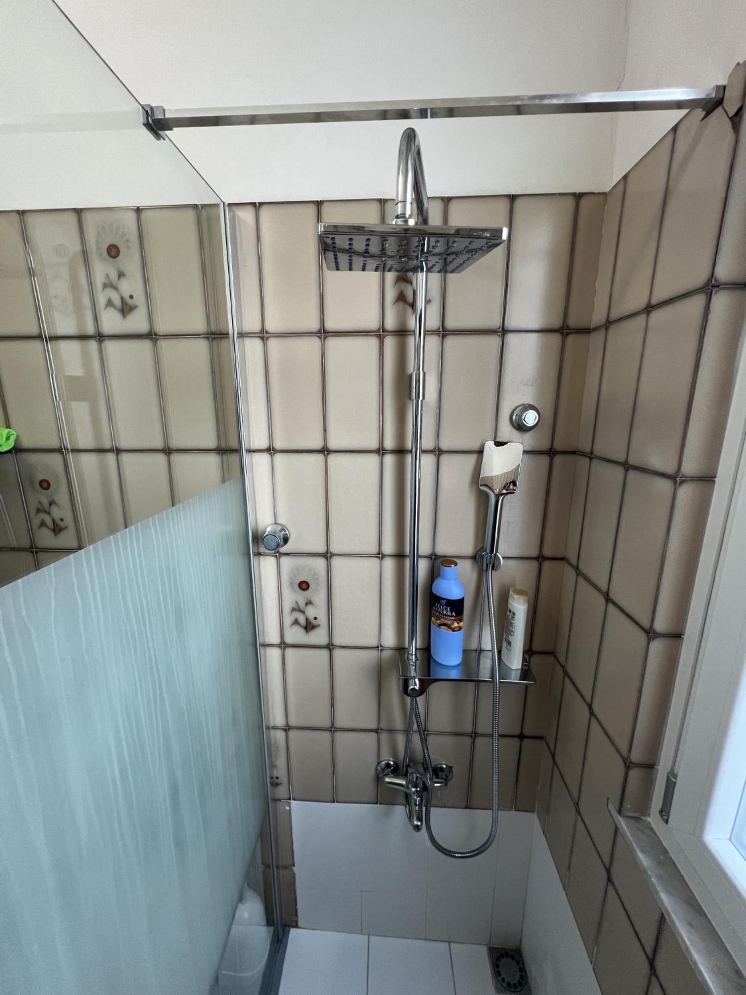 Frontemare Apartment Тре Фонтане Екстериор снимка